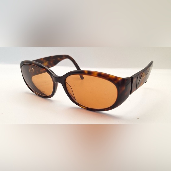 Veer Tortoise Oval Sunglasses Frames Only - Picture 2 of 8